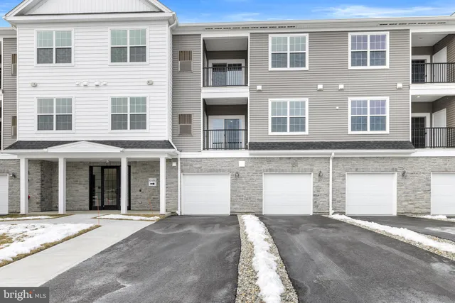 $476,840 | 27205 Radford Court, Monroe Township, NJ 08831