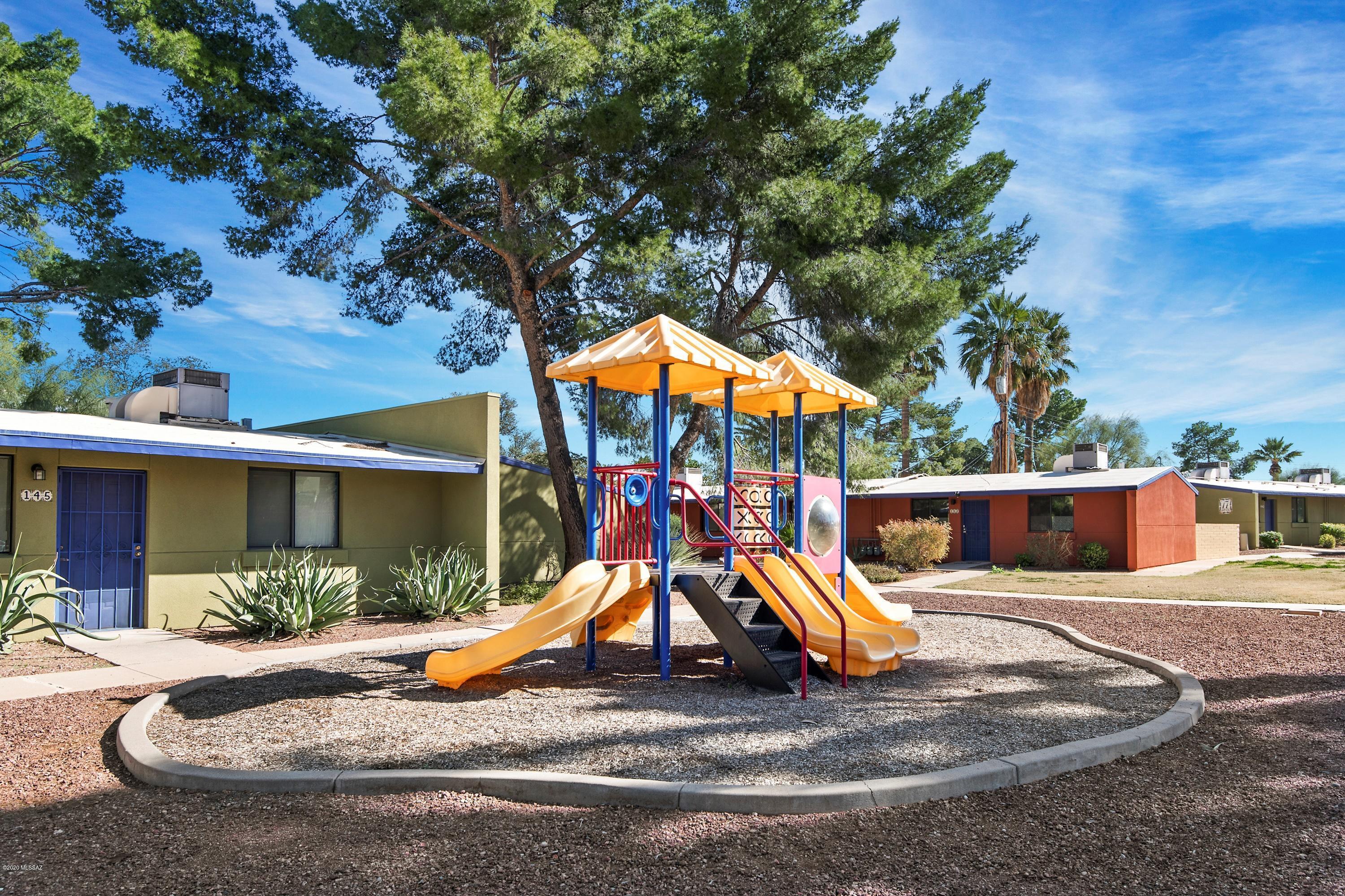 350 North Silverbell Road Tucson, AZ 85745 - Photo 23 of 26