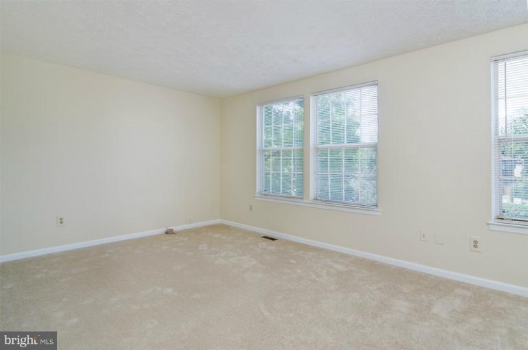 12109 Sundance Court Reston, VA 20194 - Photo 13 of 21 Bedroom (Master)