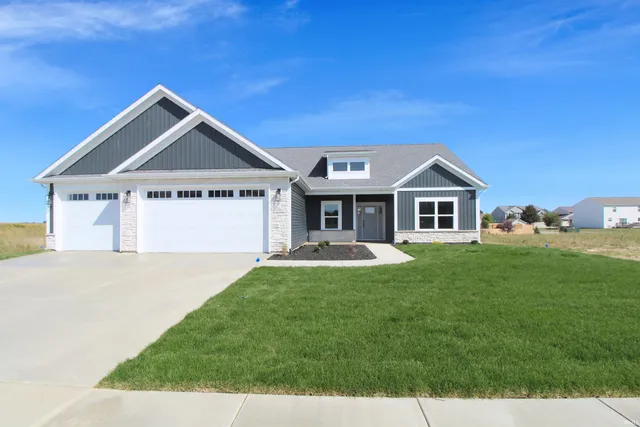 $479,900 | 372 Carlton Drive, West Lafayette, IN 47906