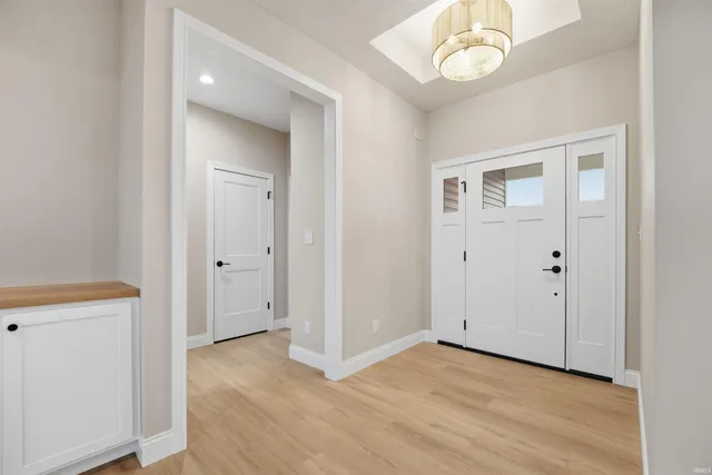 $479,900 | 372 Carlton Drive, West Lafayette, IN 47906