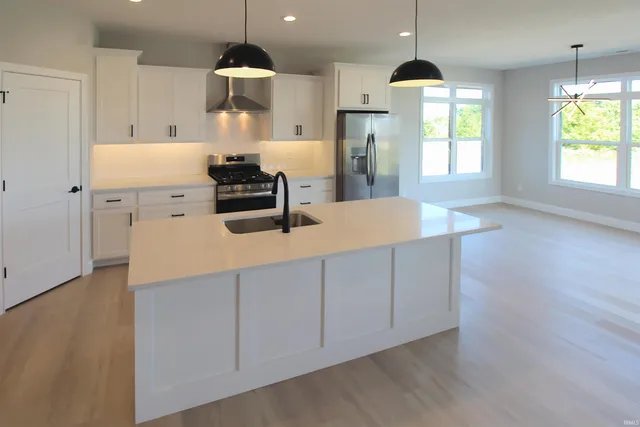 $479,900 | 372 Carlton Drive, West Lafayette, IN 47906