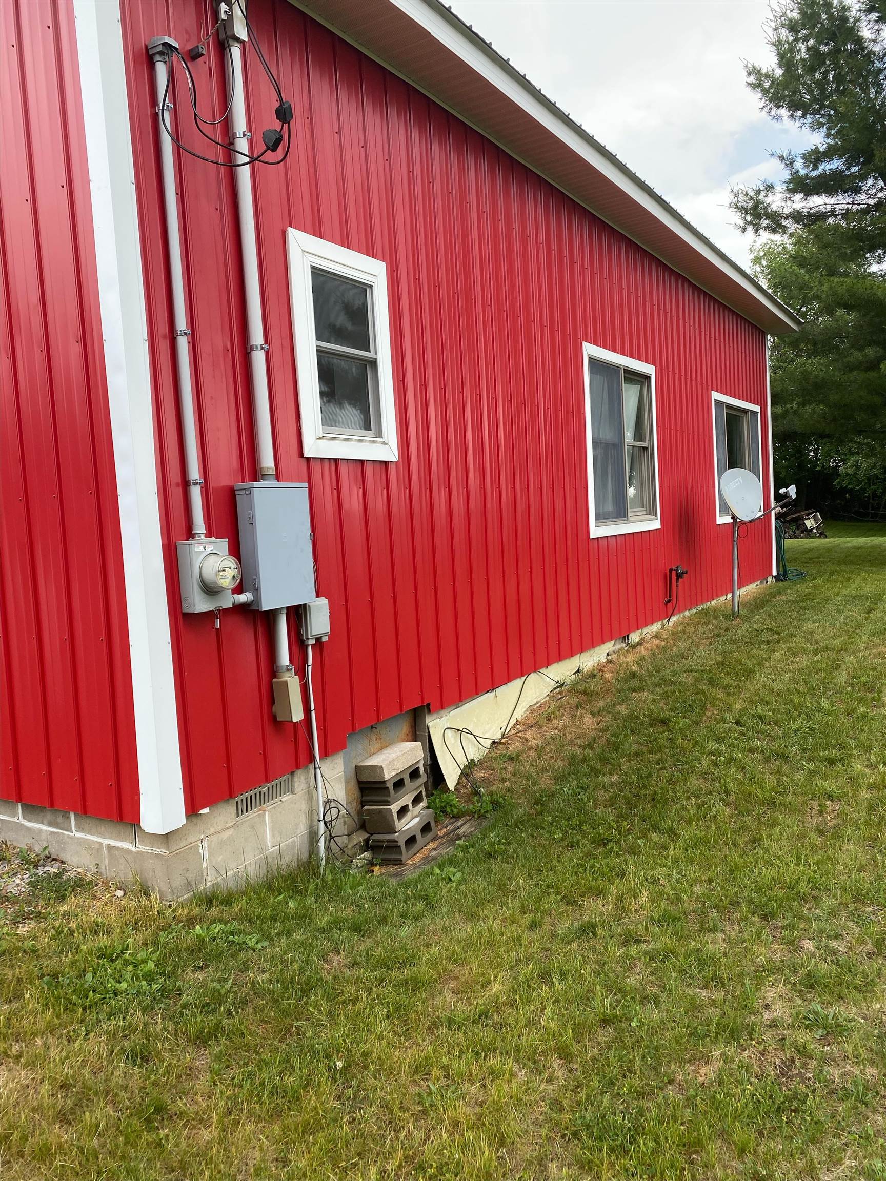 5732 Goodar Road South Branch, MI 48761 - Photo 2 of 10