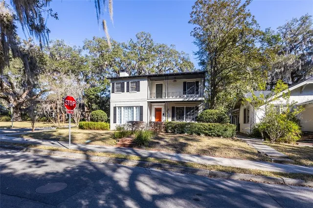 $579,000 | 425 NE Boulevard, Gainesville, FL 32601