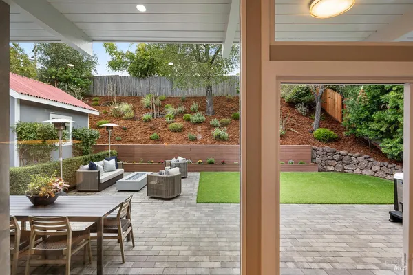 $2,079,000 | 829 Del Ganado Road, San Rafael, CA 94903