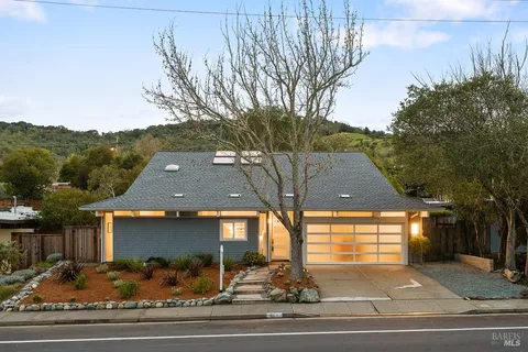 $2,079,000 | 829 Del Ganado Road, San Rafael, CA 94903