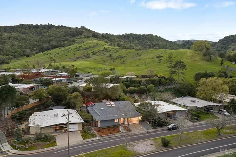 $2,079,000 | 829 Del Ganado Road, San Rafael, CA 94903