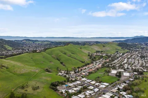 $2,079,000 | 829 Del Ganado Road, San Rafael, CA 94903