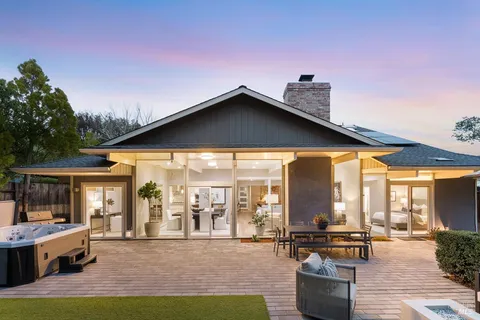 $2,079,000 | 829 Del Ganado Road, San Rafael, CA 94903