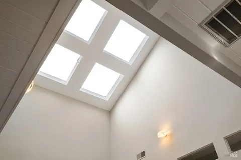 $2,079,000 | 829 Del Ganado Road, San Rafael, CA 94903