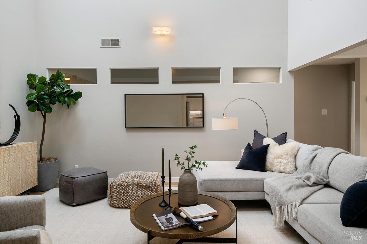 829 Del Ganado Road San Rafael, CA 94903 - Photo 10 of 87