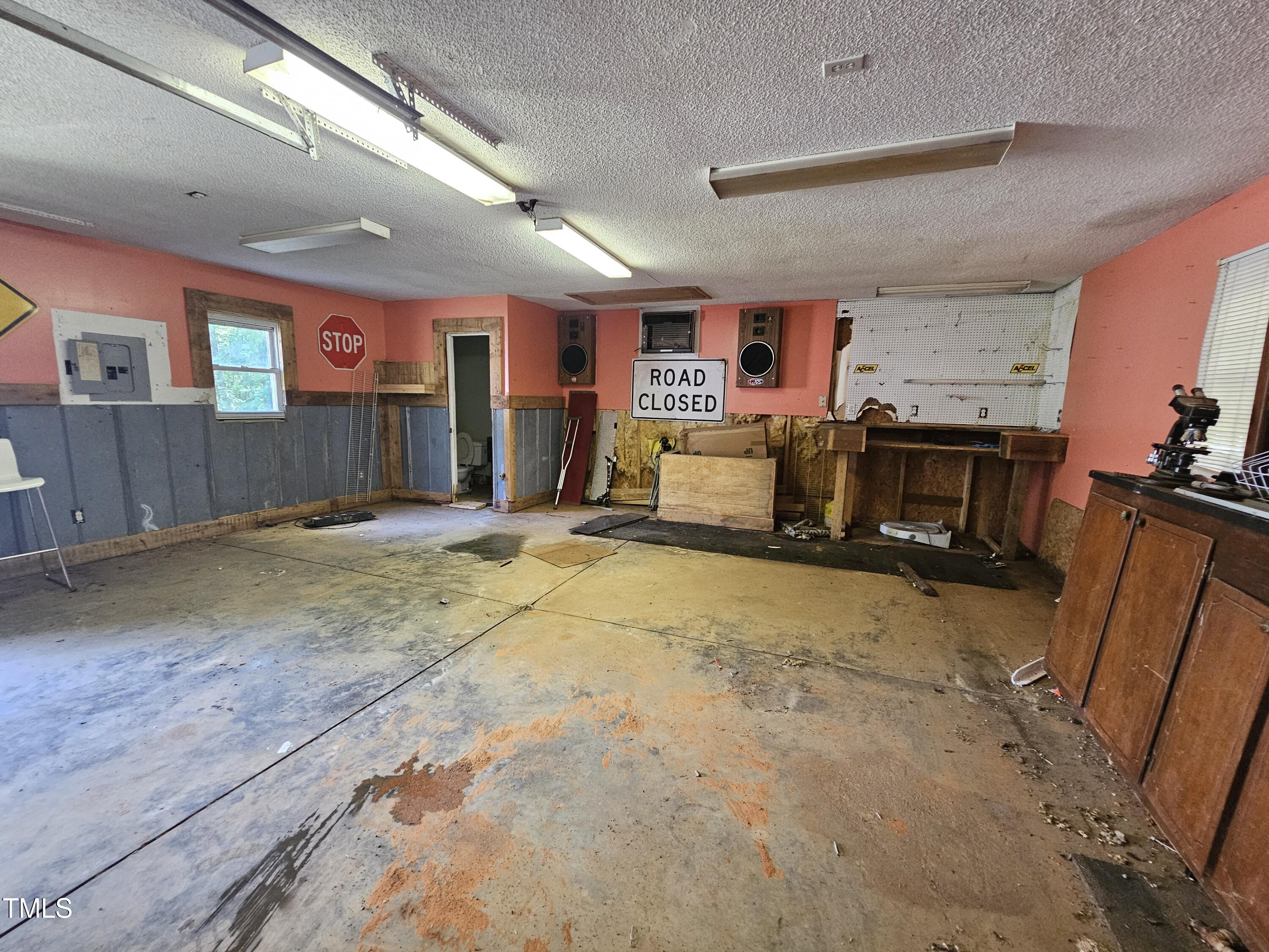 1101 Oak Grove Inn Road Selma, NC 27576 - Photo 26 of 31 1000069016