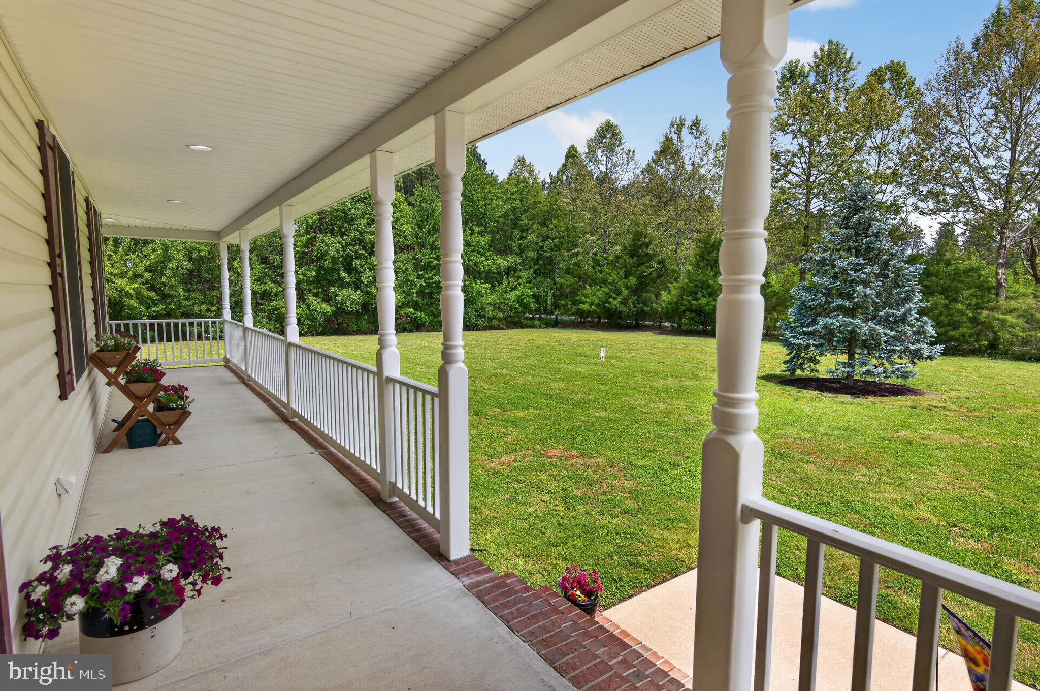 337 Roe Ingleside Road Centreville, MD 21617 - Photo 49 of 56 a view of a porch and garden