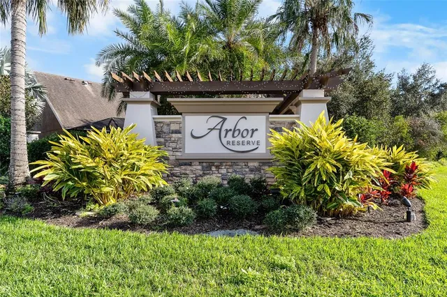$800,000 | 5832 Arbor Wood Court, Bradenton, FL 34203