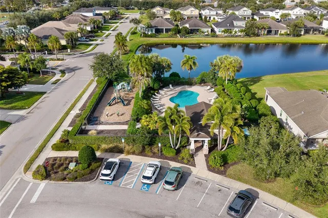 $800,000 | 5832 Arbor Wood Court, Bradenton, FL 34203