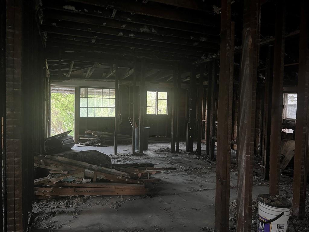 624 Forrest Street New Castle, PA 16101 - Photo 4 of 4 a view of a porch with seating space