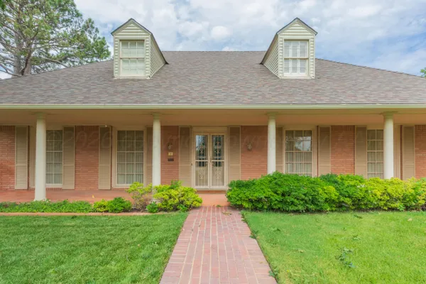 $544,750 | 2131 North Charles Street, Pampa, TX 79065