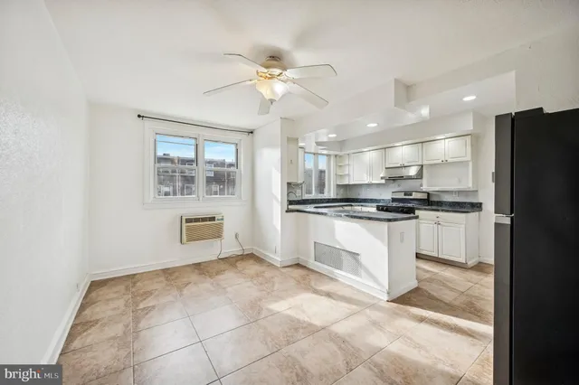 $300,000 | 2930 Glenview Street, Philadelphia, PA 19149