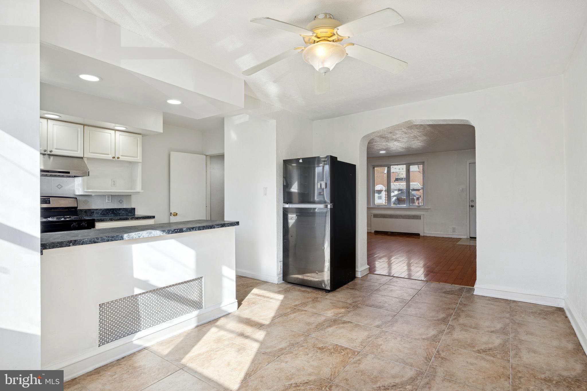 2930 Glenview Street Philadelphia, PA 19149 - Photo 5 of 25