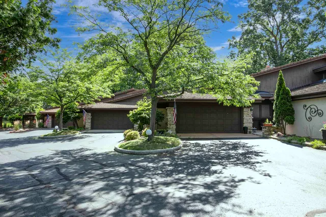 $399,900 | 2661 Northern Road, Unit C, Appleton, WI 54914