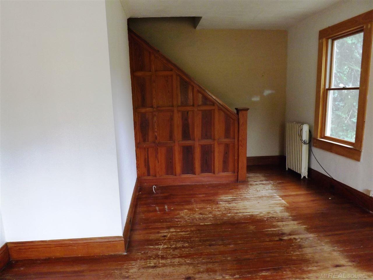 703 1st Street Rochester, MI 48307 - Photo 4 of 15