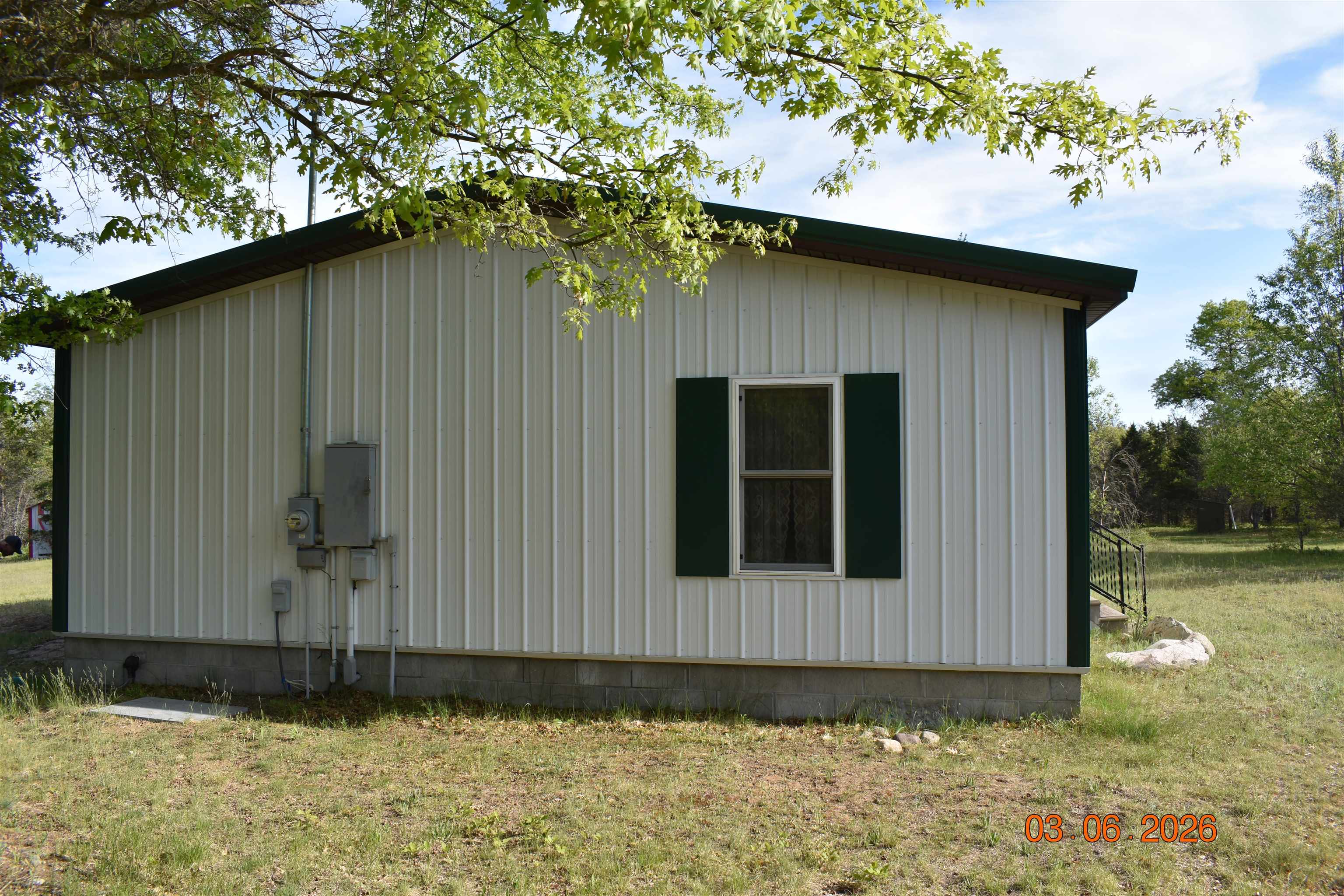11565 Leline Road Roscommon, MI 48653 - Photo 3 of 23