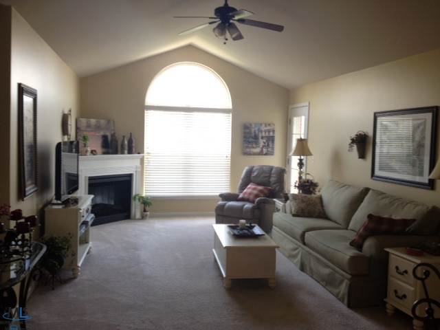 5360 Brookemonte Circle Rochester, MI 48306 - Photo 7 of 14 Great Room