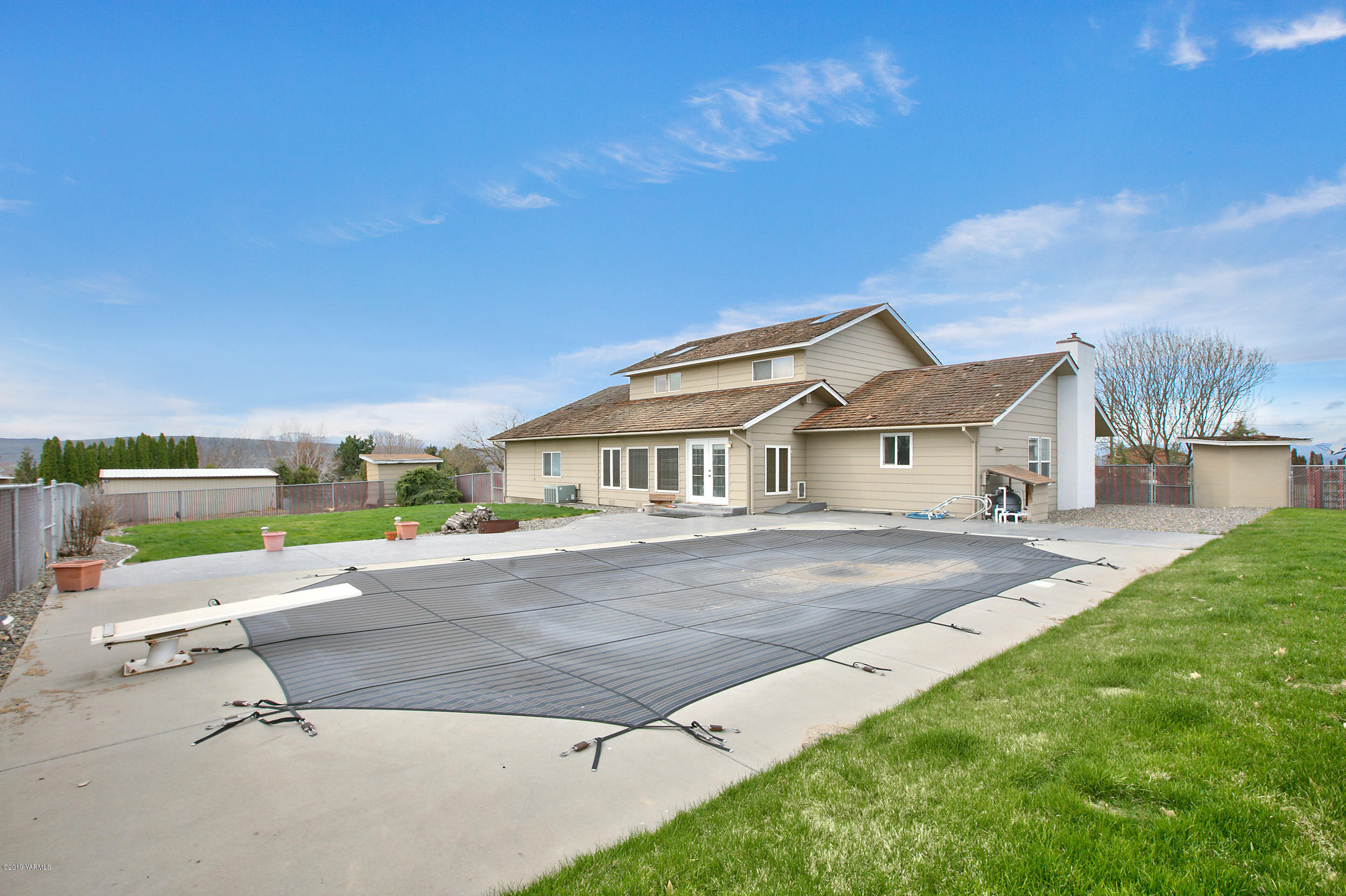 61 Faucher Road Yakima, WA 98901 - Photo 2 of 27 a view of house with yard