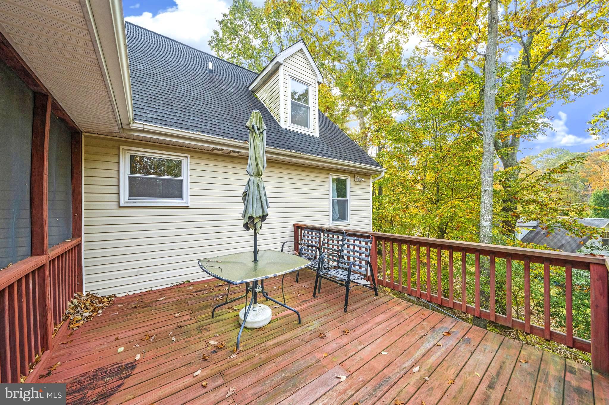 631 San Gabriel Road Lusby, MD 20657 - Photo 7 of 31 Upper deck for fun in the sun!