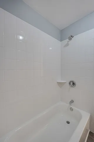 $1,600 | 2932 Cameron Avenue, Rockford, IL 61101