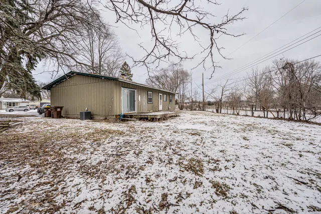 $1,600 | 2932 Cameron Avenue, Rockford, IL 61101