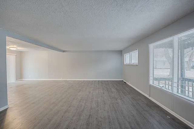 $1,600 | 2932 Cameron Avenue, Rockford, IL 61101