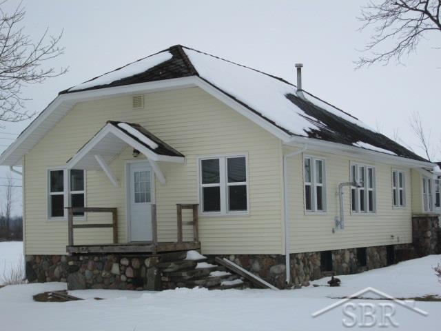 3279 South Patterson Road Midland, MI 48640 - Photo 2 of 18