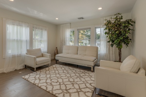 47 Blanchard Road, Unit 47 Cambridge, MA 02138 - Photo 3 of 29 Gallery Image 3