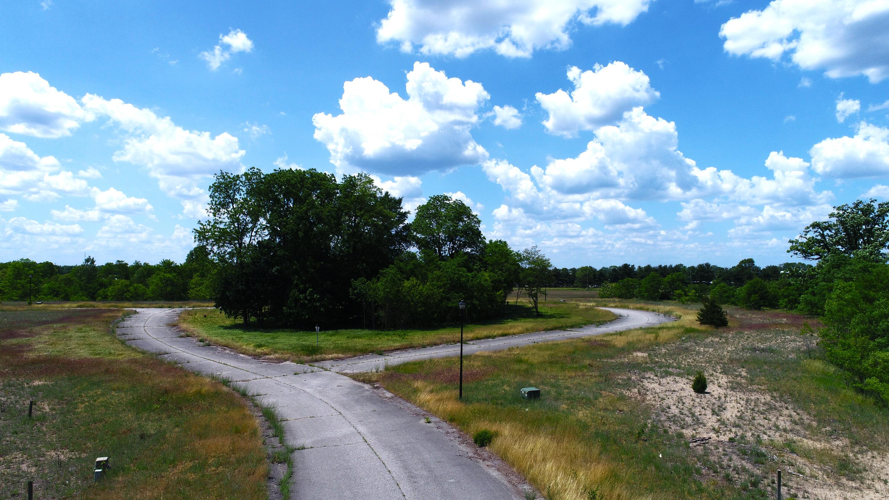 15 Ashley Road Edwardsburg, MI 49112 - Photo 11 of 15 Caroline Court