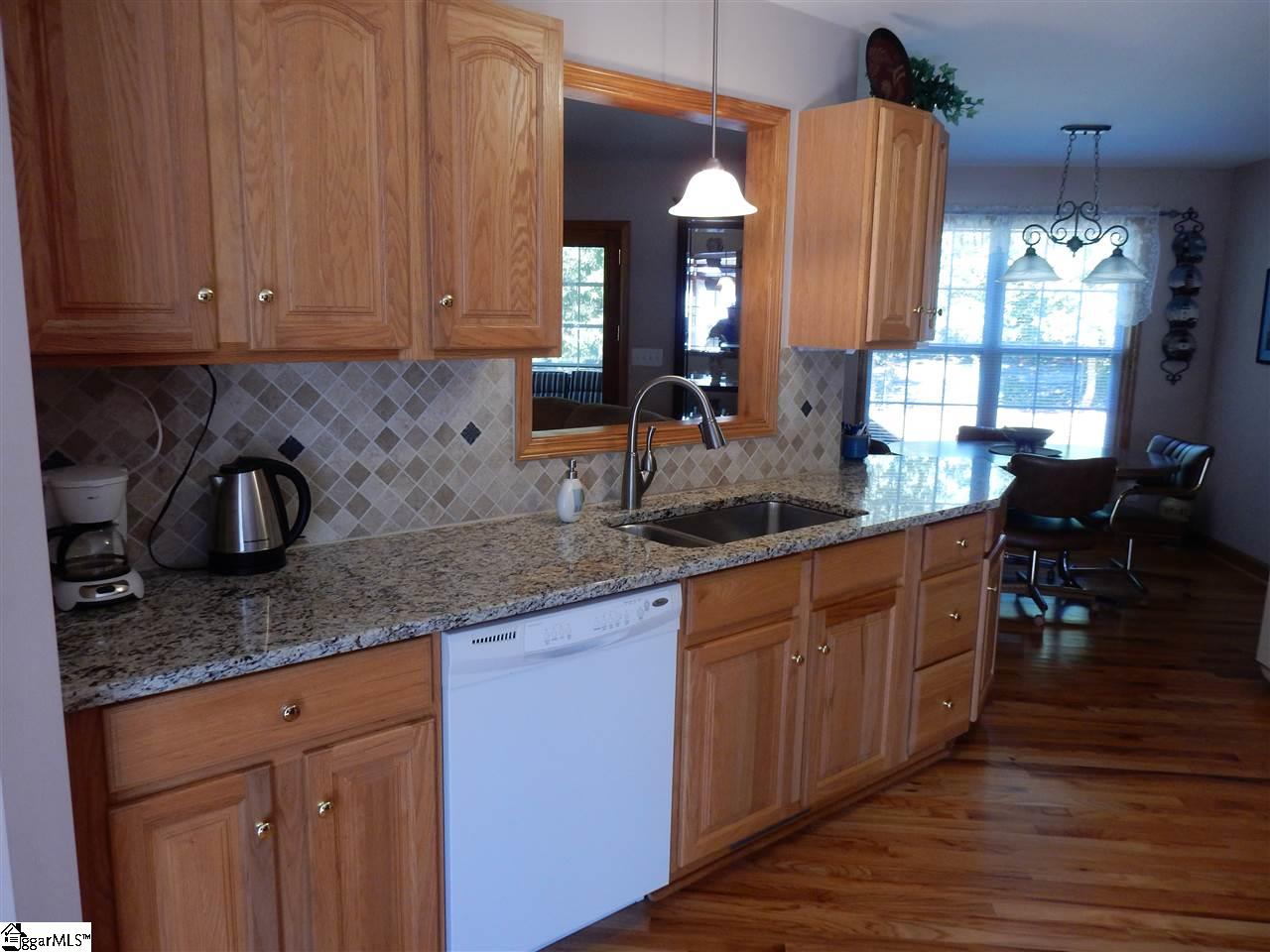 122 Byars Street Greer, SC 29651 - Photo 5 of 34 Gallery Image 5