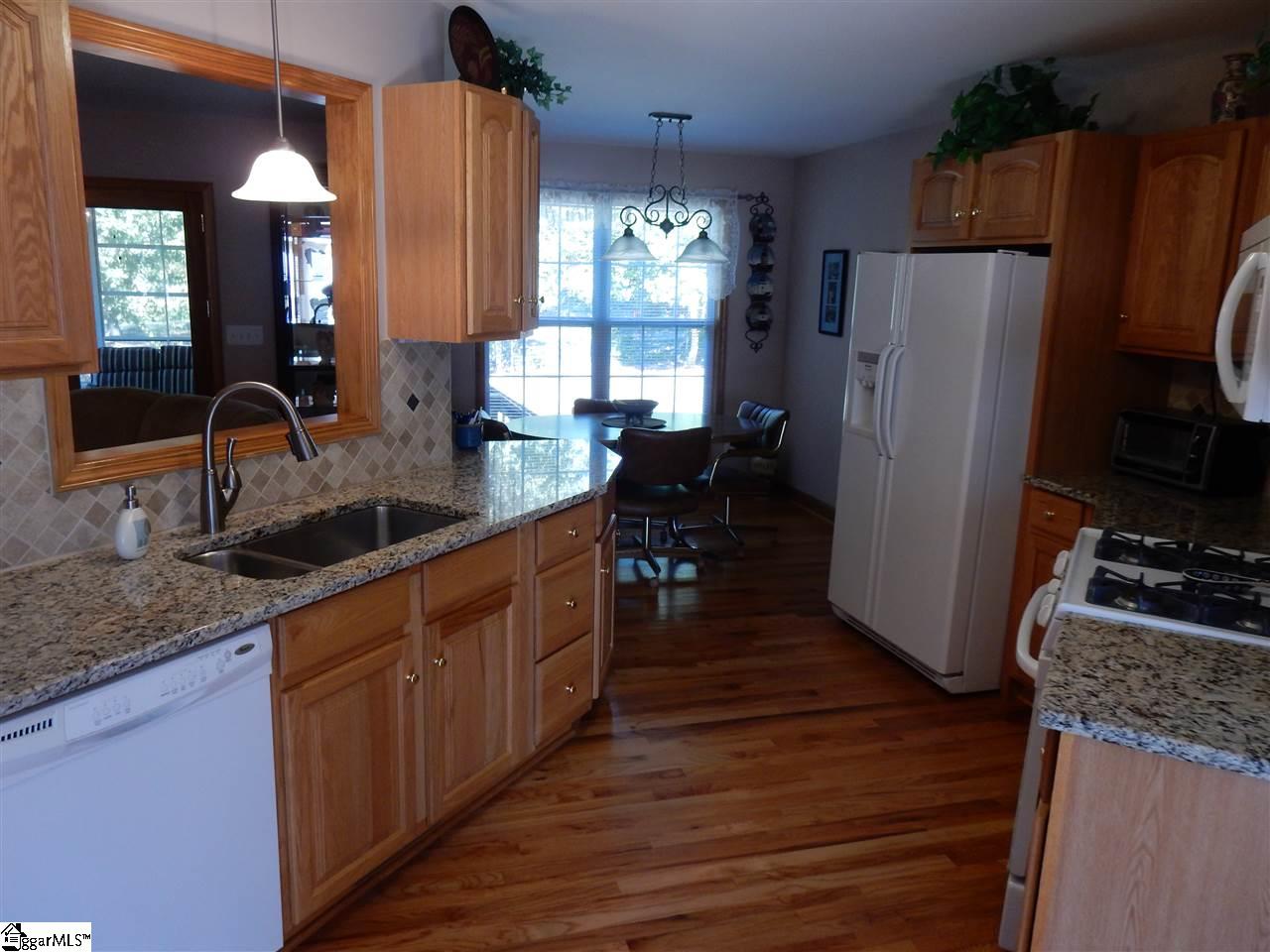 122 Byars Street Greer, SC 29651 - Photo 7 of 34 Gallery Image 7
