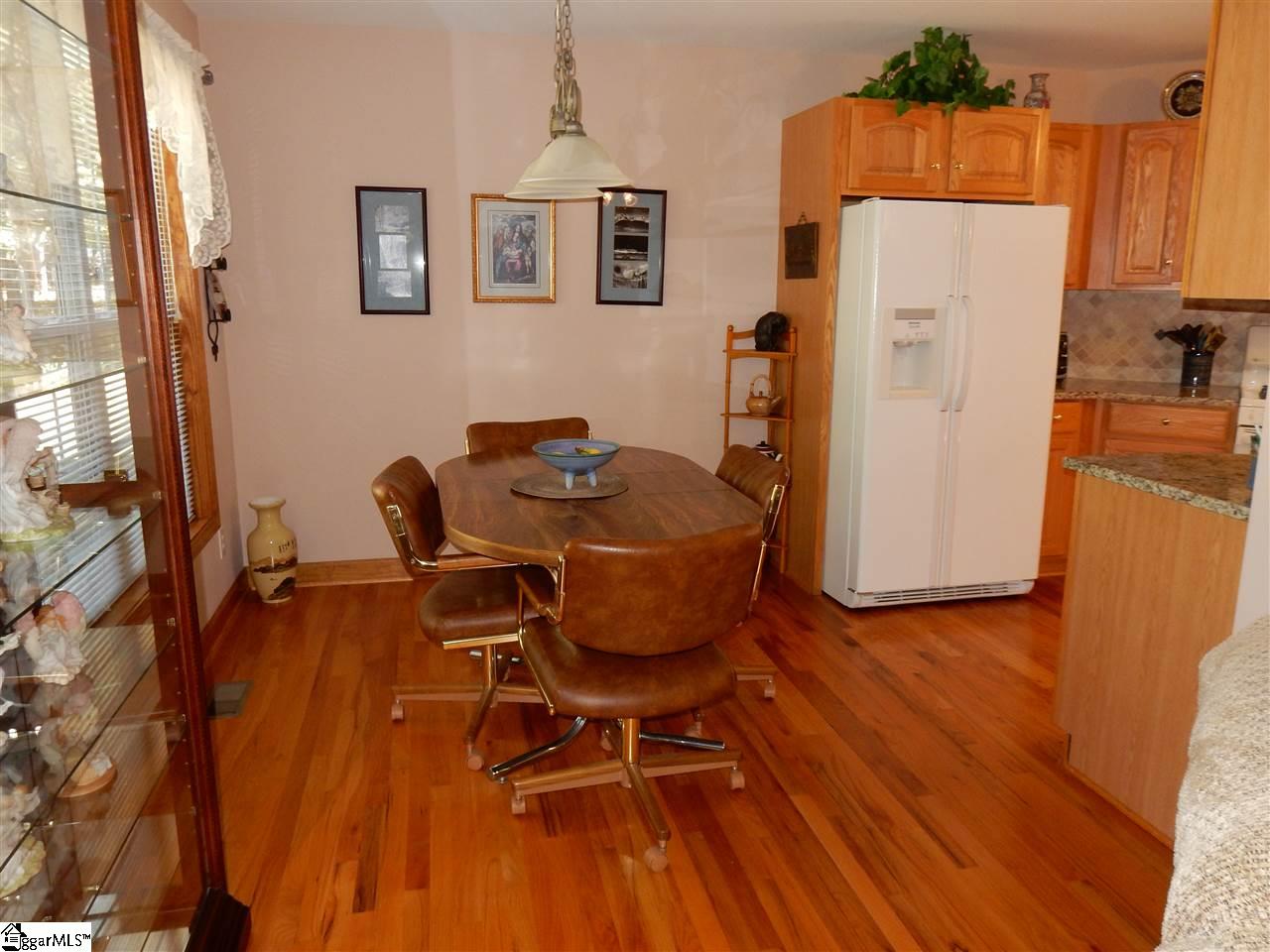 122 Byars Street Greer, SC 29651 - Photo 8 of 34 Gallery Image 8