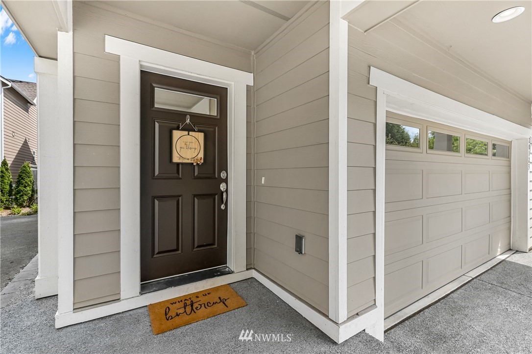 20123 2nd Drive Southeast Bothell, WA 98012 - Photo 3 of 31 Gallery Image 3