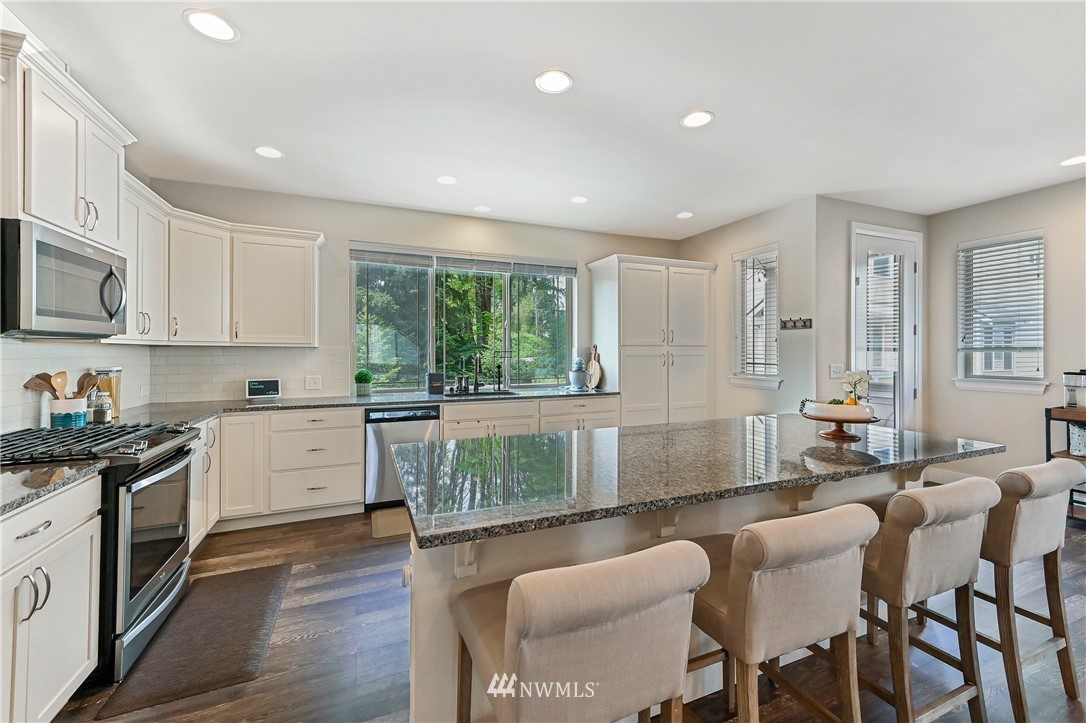 20123 2nd Drive Southeast Bothell, WA 98012 - Photo 10 of 31 Gallery Image 10