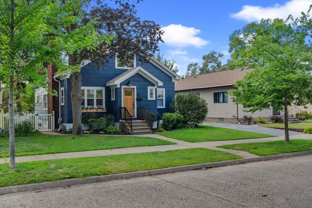 $435,750 | 410 22nd Street South, La Crosse, WI 54601
