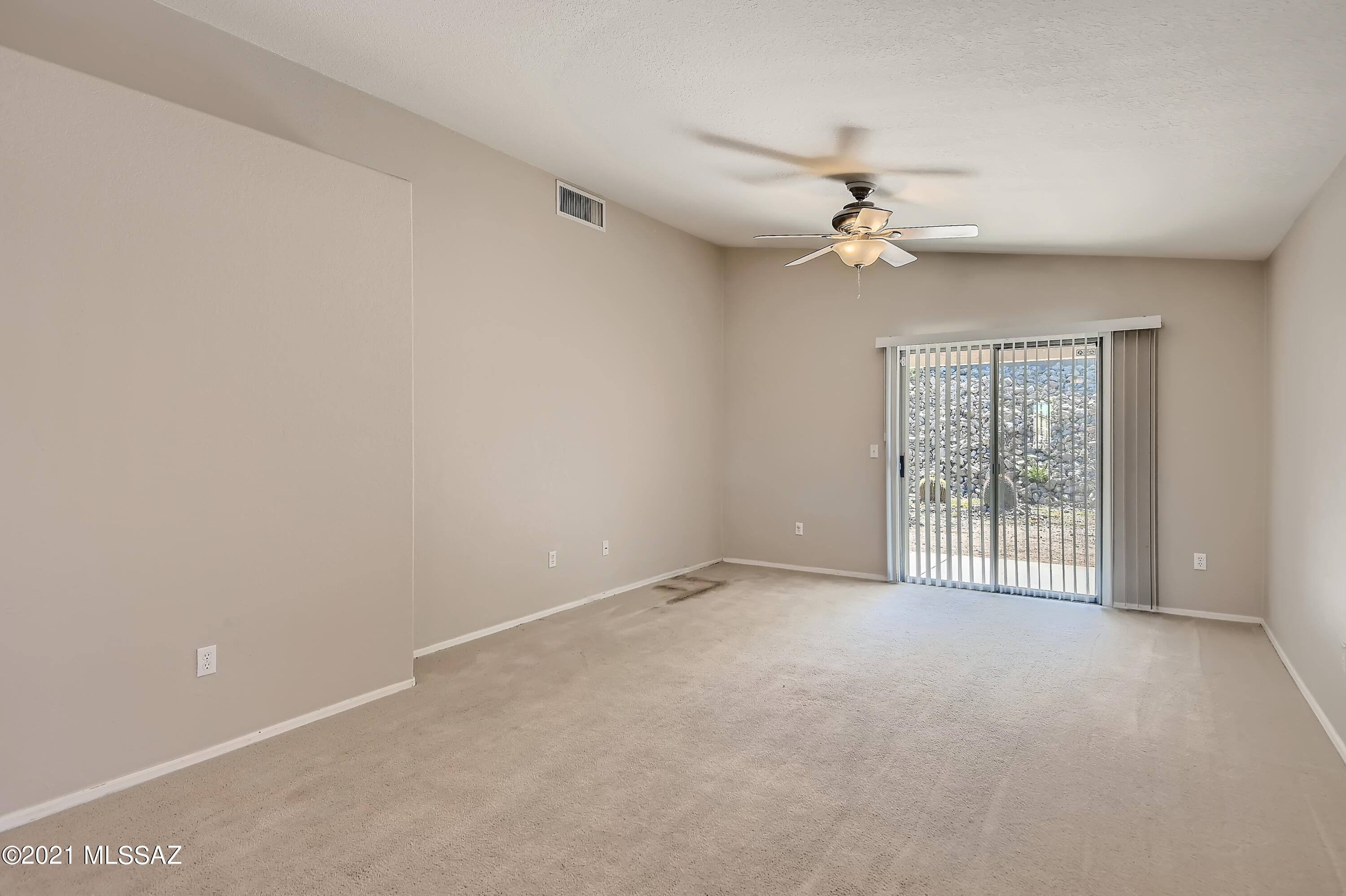 506 East Greg Rock Road Vail, AZ 85641 - Photo 5 of 33 Gallery Image 5