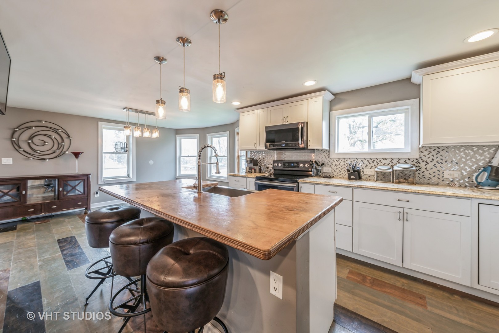 25810 South Chestnut Road Monee, IL 60449 - Photo 5 of 21 Gallery Image 5