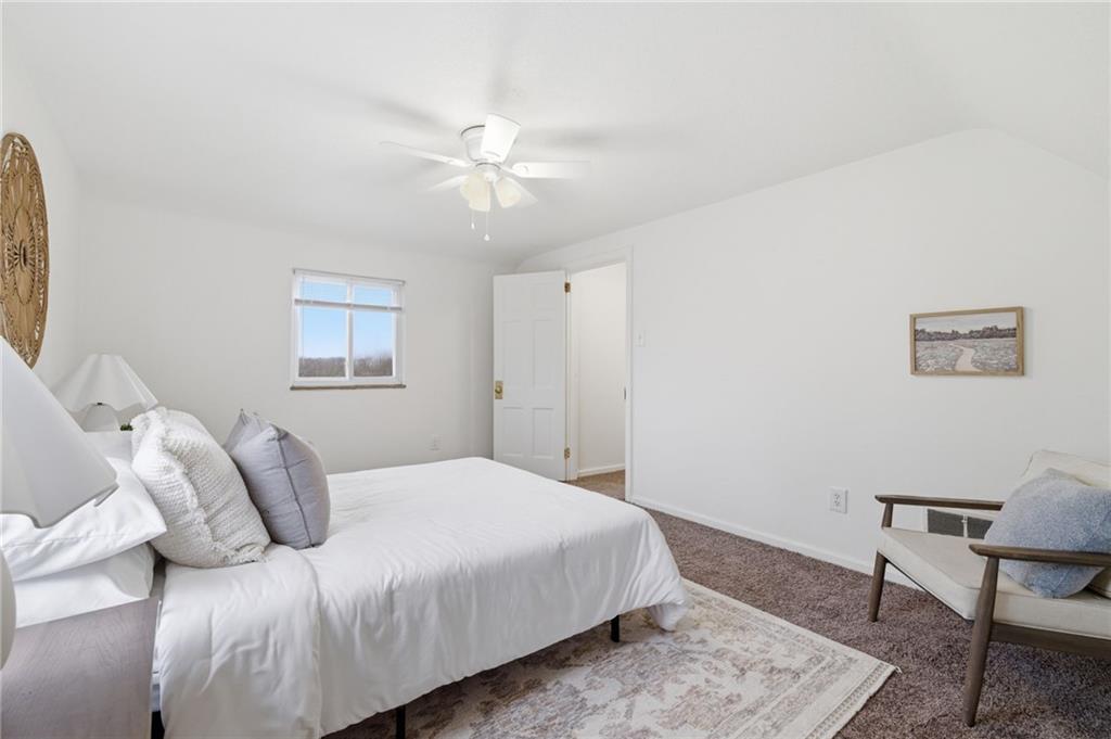 890 Rolling Rock Road Pittsburgh, PA 15234 - Photo 20 of 22 Gallery Image 20