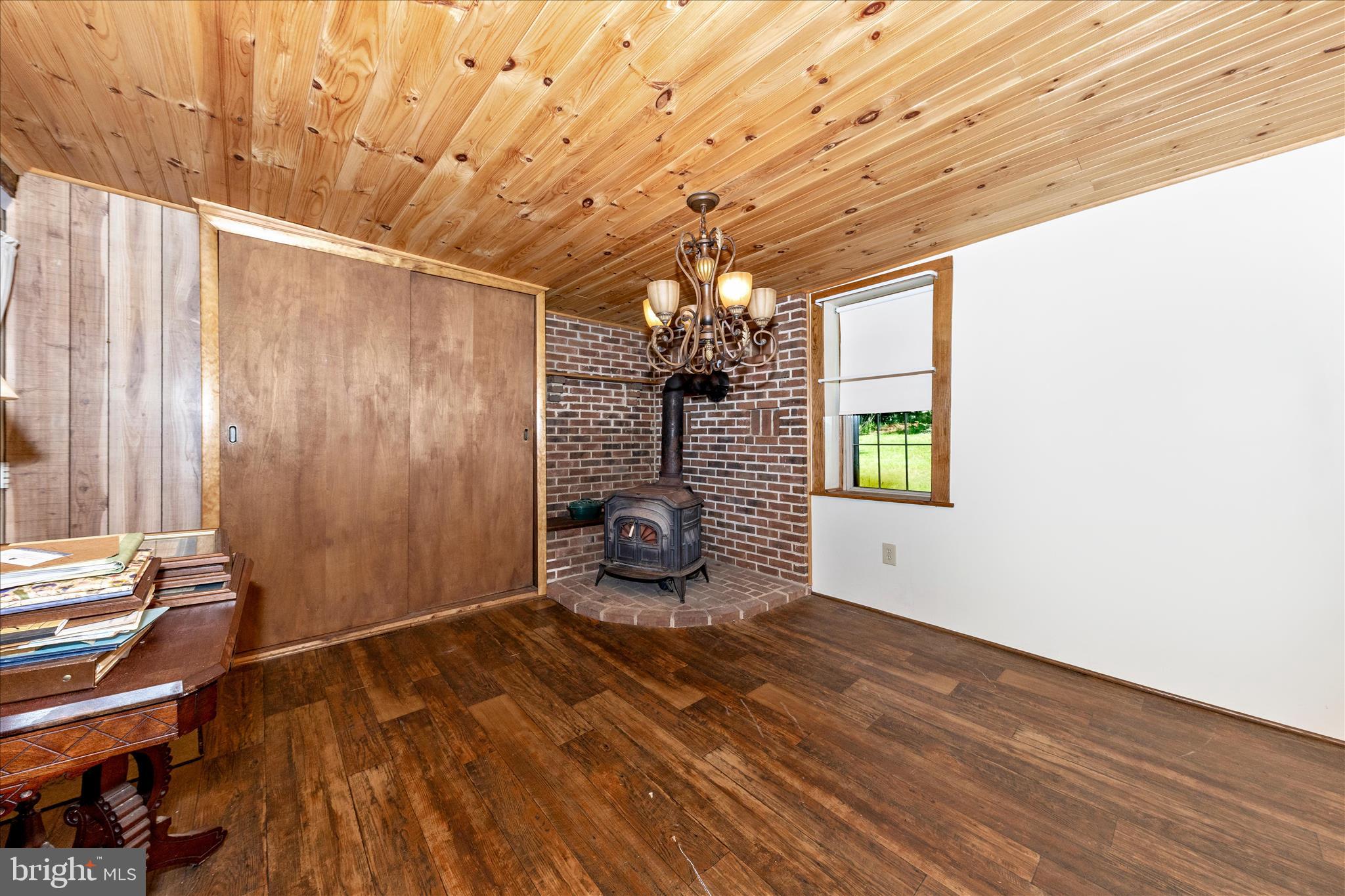 3020 Chestnut Grove Road Keedysville, MD 21756 - Photo 8 of 46 Entry Dining Area