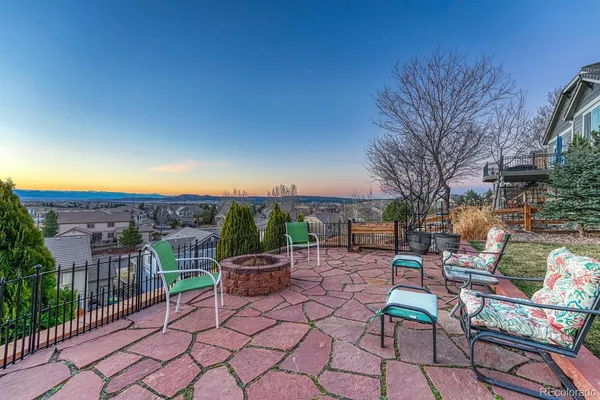 $725,000 | 2371 Broadleaf Loop, Castle Rock, CO 80109