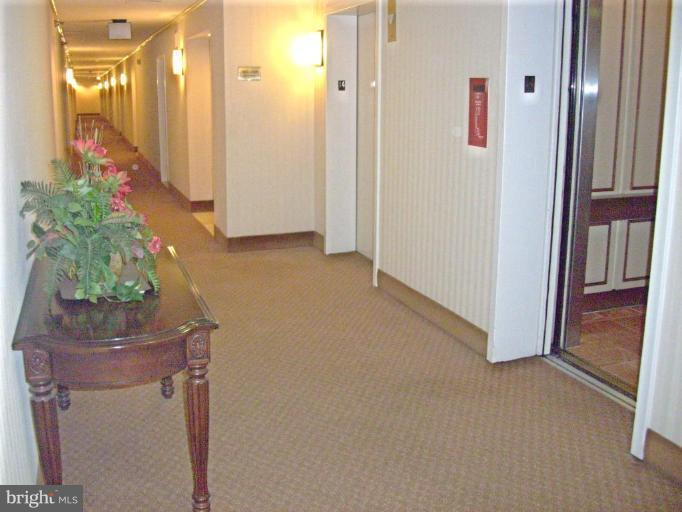 1808 Old Meadow Road, Unit 1405 McLean, VA 22102 - Photo 21 of 30