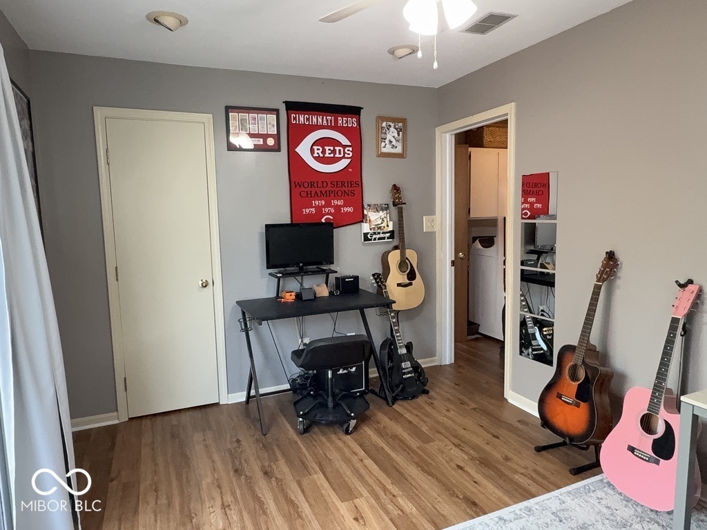 1837 Bauer Road Indianapolis, IN 46218 - Photo 19 of 24 Gallery Image 19