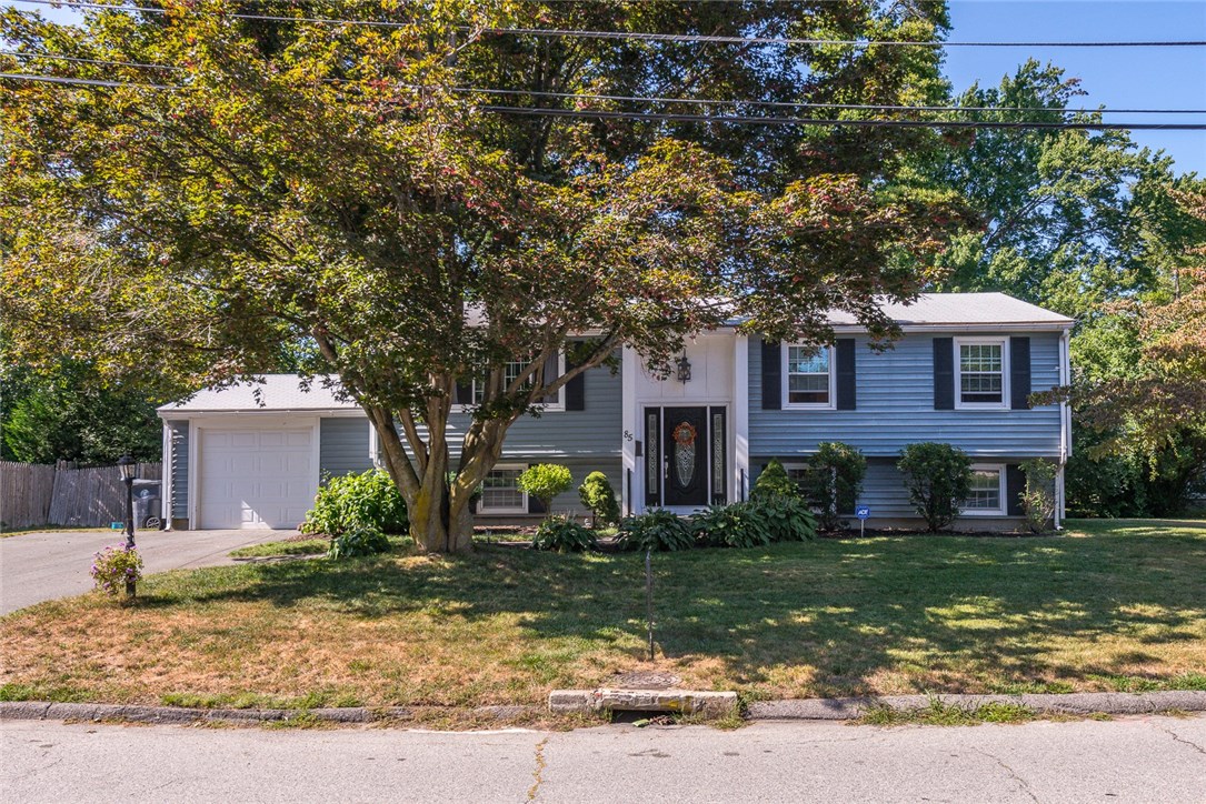 85 Haley Road Warwick, RI 02889 - Photo 3 of 40 Gallery Image 3