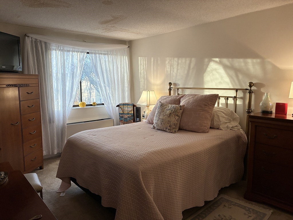 1 Summit Drive, Unit 57 Reading, MA 01867 - Photo 4 of 8